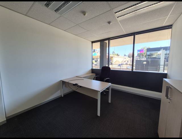 552M² OFFICE TO LET IN SANDTON CENTRAL